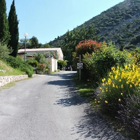 Κάμπινγκ Mobil 4 Pers, Terrasse Au - Api-1-52-709 Venterol (Drome)